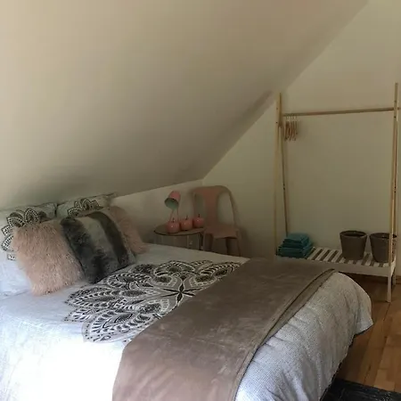 La Demeure Bed & Breakfast Sillé-le-Guillaume