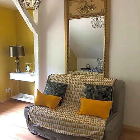 La Demeure Bed & Breakfast *