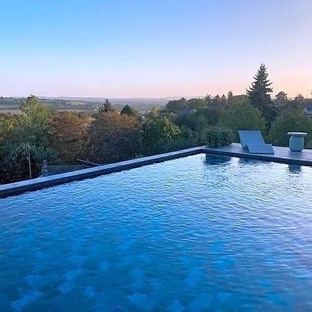 La Demeure Bed & Breakfast *